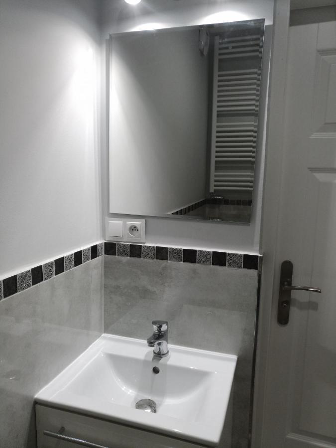 Studio Jutrzenka Z Lazienka By Apartamenty Na Dni Вроцлав Экстерьер фото